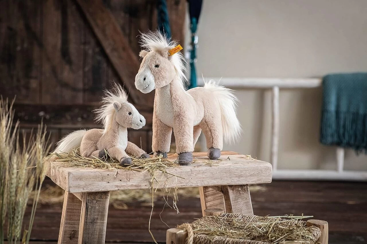 STEIFF 074318 Soft Cuddly Friends Gola Pferd 27cmm Blond Stehend 4 STEIFF 074318 Soft Cuddly Friends Gola Pferd 27cmm Blond Stehend – Bild 2