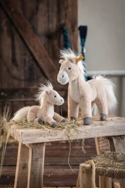 STEIFF 074349 Soft Cuddly Friends Gola Schlenker-Pferd, Blond, 18cm 5 STEIFF 074349 Soft Cuddly Friends Gola Schlenker-Pferd, Blond, 18cm -Boutique-Laden für Babyprodukte steiff 074349 soft cuddly friends gola schlenker pferd blond 18cm 1