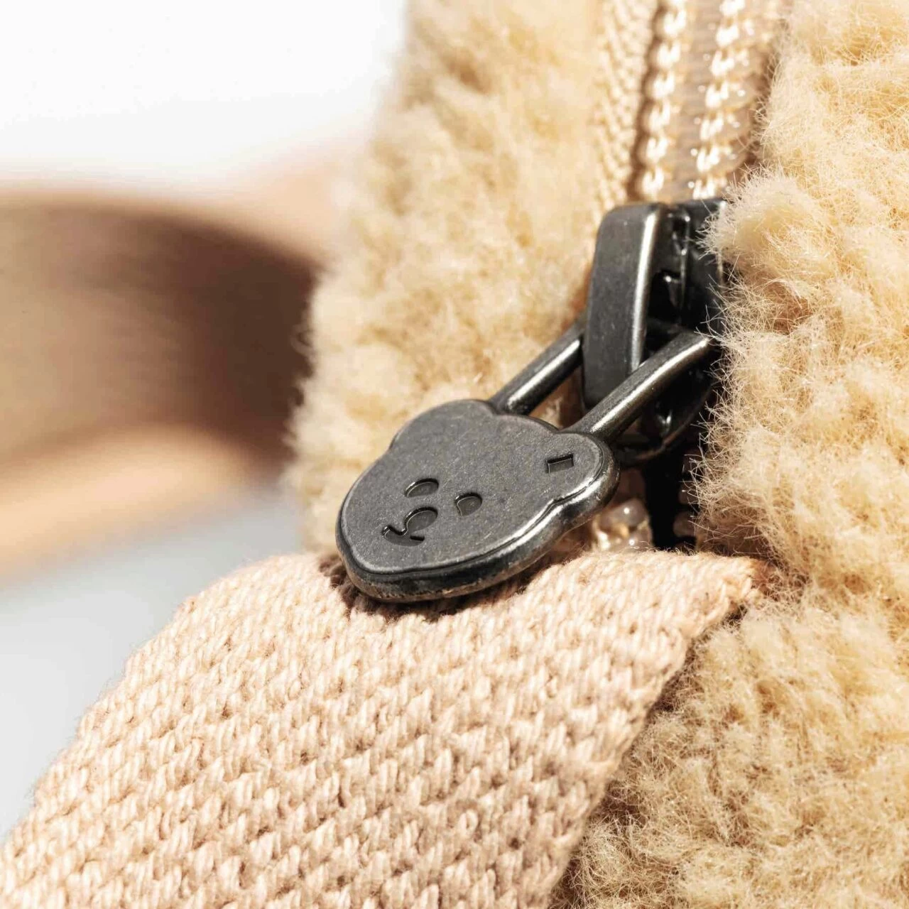 STEIFF 600159 Umhängetasche Mit Quietsche 4 STEIFF 600159 Umhängetasche Mit Quietsche – Bild 2